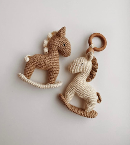 عروسک جغجغه دار بافت اسب راکر